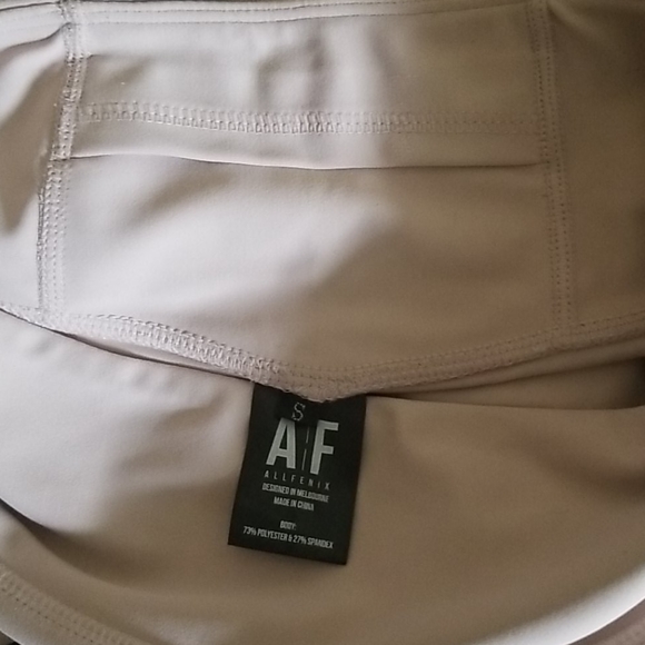 All Fenix leggings - Picture 5 of 5